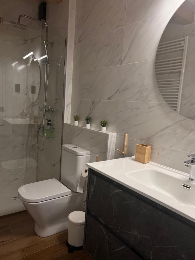 Apartamentos Turisticos: Tu Casa En Sahun Exteriér fotografie
