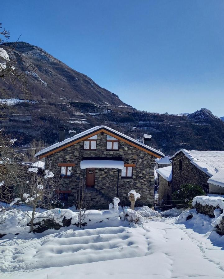 Apartamentos Turisticos: Tu Casa En Sahun Exteriér fotografie