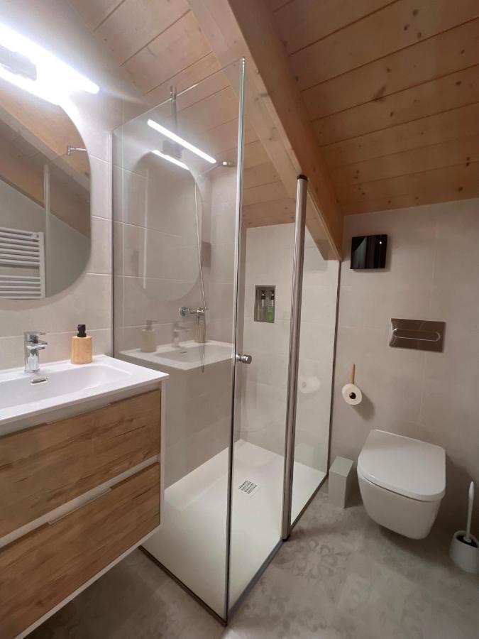 Apartamentos Turisticos: Tu Casa En Sahun Exteriér fotografie