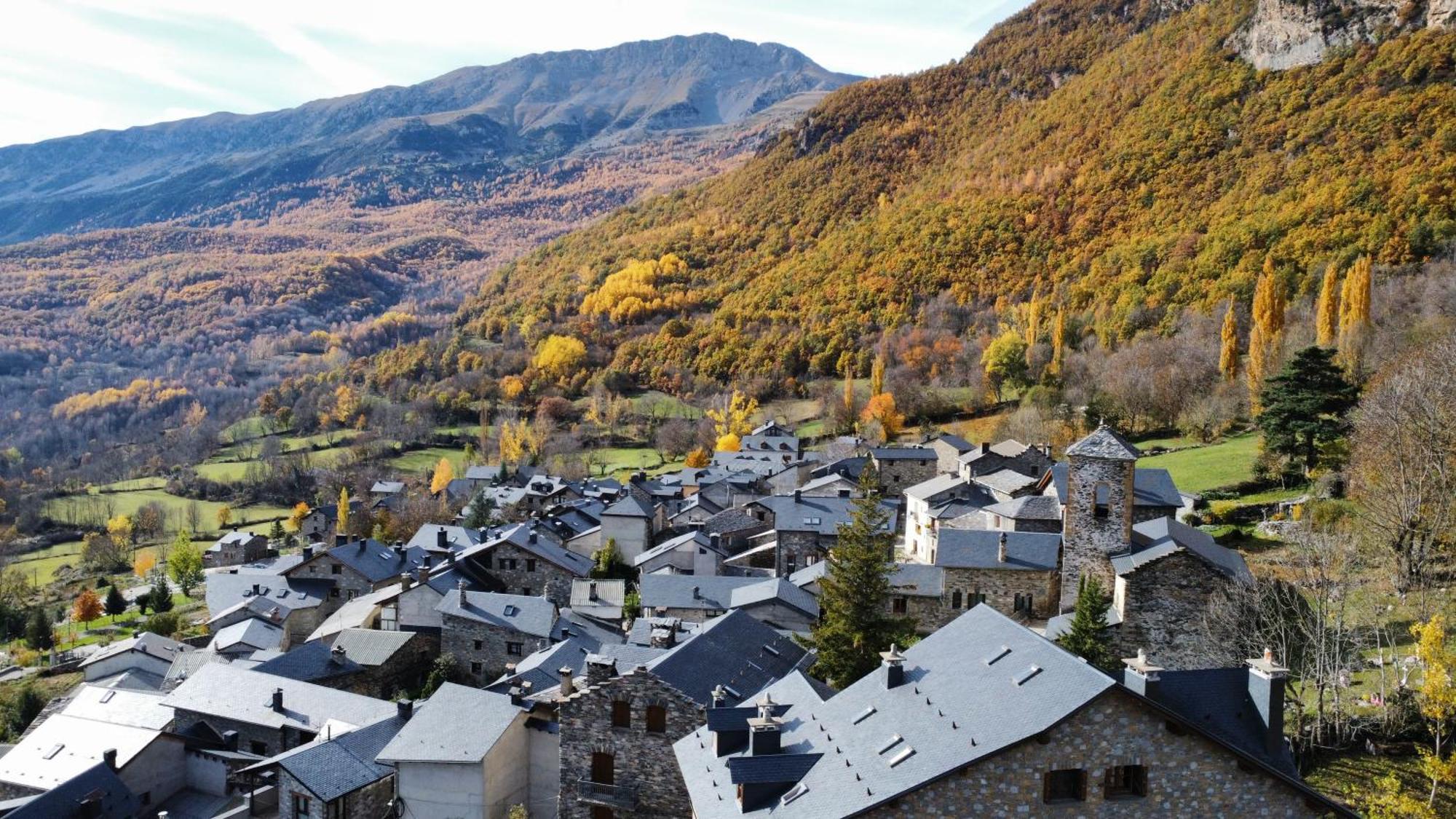 Apartamentos Turisticos: Tu Casa En Sahun Exteriér fotografie